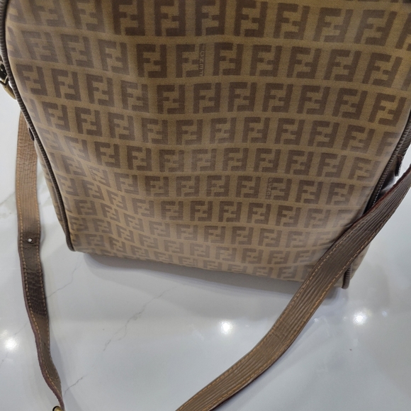 Fendi Vintage Zucca Logo Unisex Crossbody Bag - Picture 12 of 14